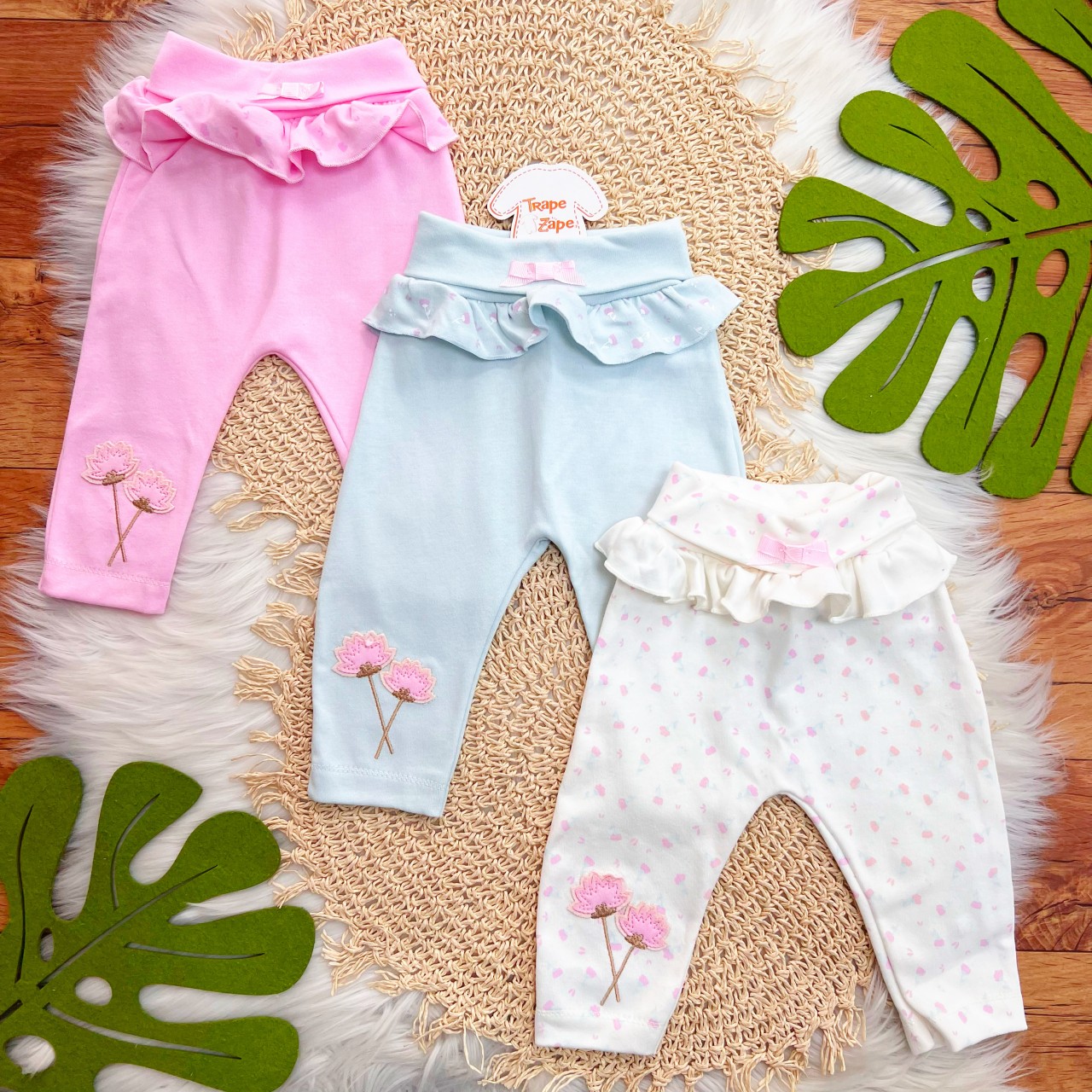 Kit 3 Calças - Florzinhas de Algodão - Rosa, Off White e Azul Bebê